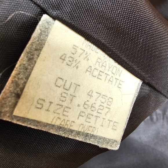 Cache Vintage Women's Skirt Suit Black with Embellished Pockets & Buttons Size 6 - Picture 8 of 11